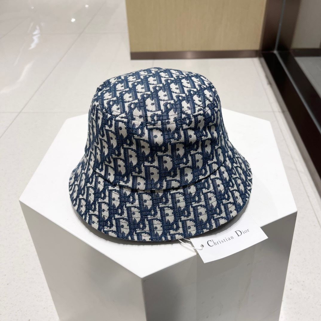 Christian Dior Caps